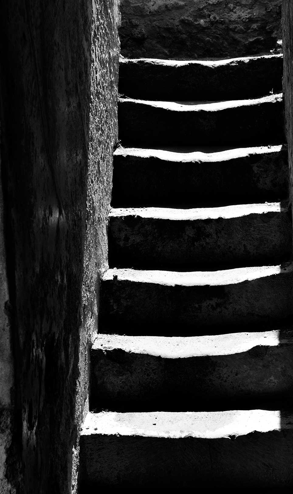 building, black and white, abstract, Pompeii, Italy